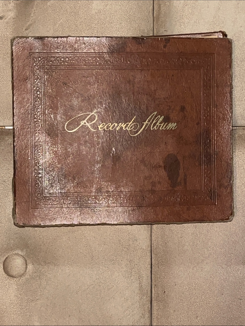 Brown 'Record Album' vintage 1950s